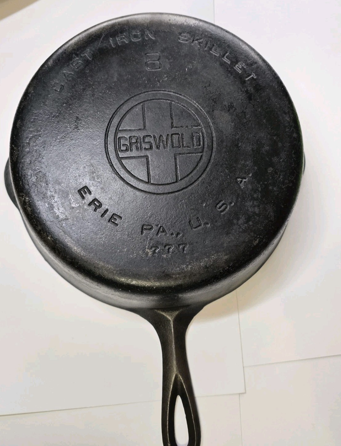 Griswold 8 Cast Iron Chicken Fryer Big Block Logo smooth bottom 777  1930s Eerie