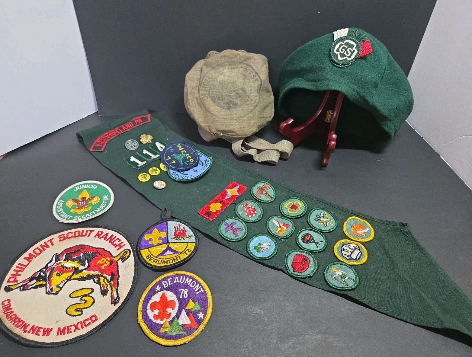 Vintage 1970s Girl Scouts Westmoreland PA Troop 114 Lot Sash Beret Mess Kit 