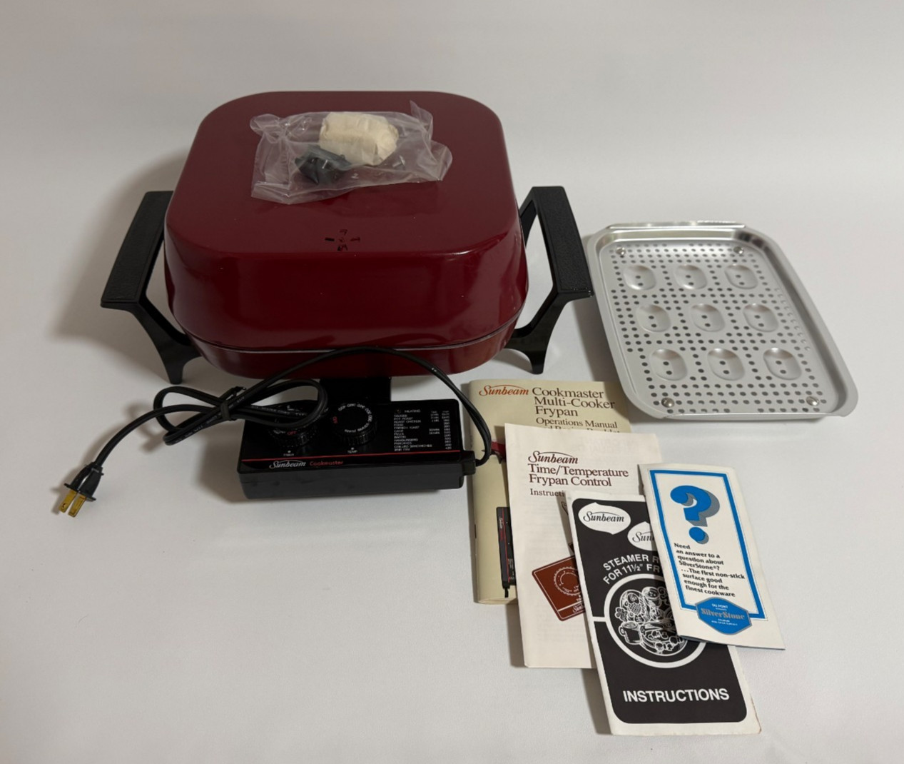 Vintage Sunbeam Cookmaster Multi-Cooker Frypan 07487 Claret NOB