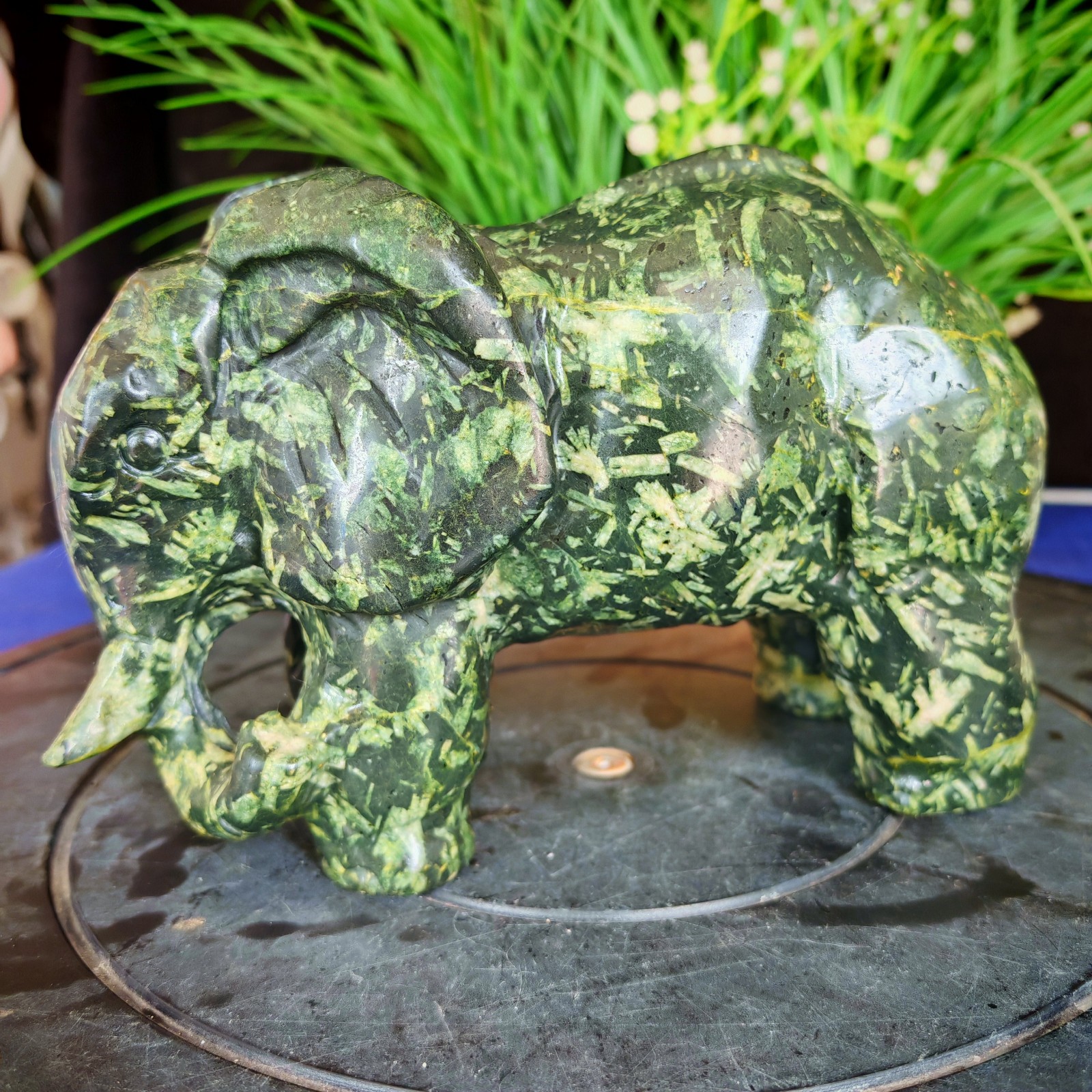 7.59LBTop natural crystal hand carved therapeutic artwork3.45kg