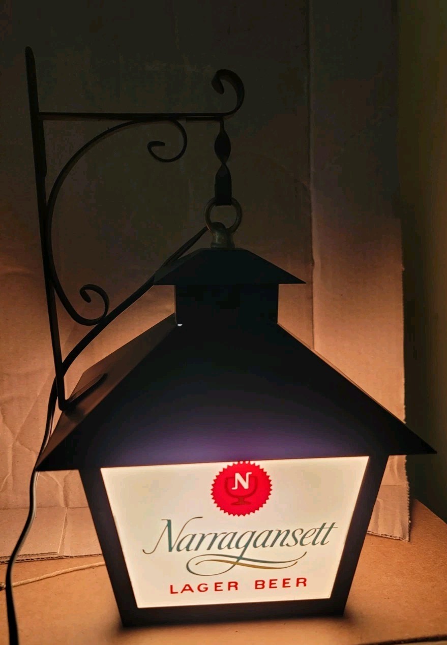 VINTAGE NARRAGANSETT LAGER BEER 4 PANEL WALL MOUNT BAR LIGHT 1 of 2 Lanterns