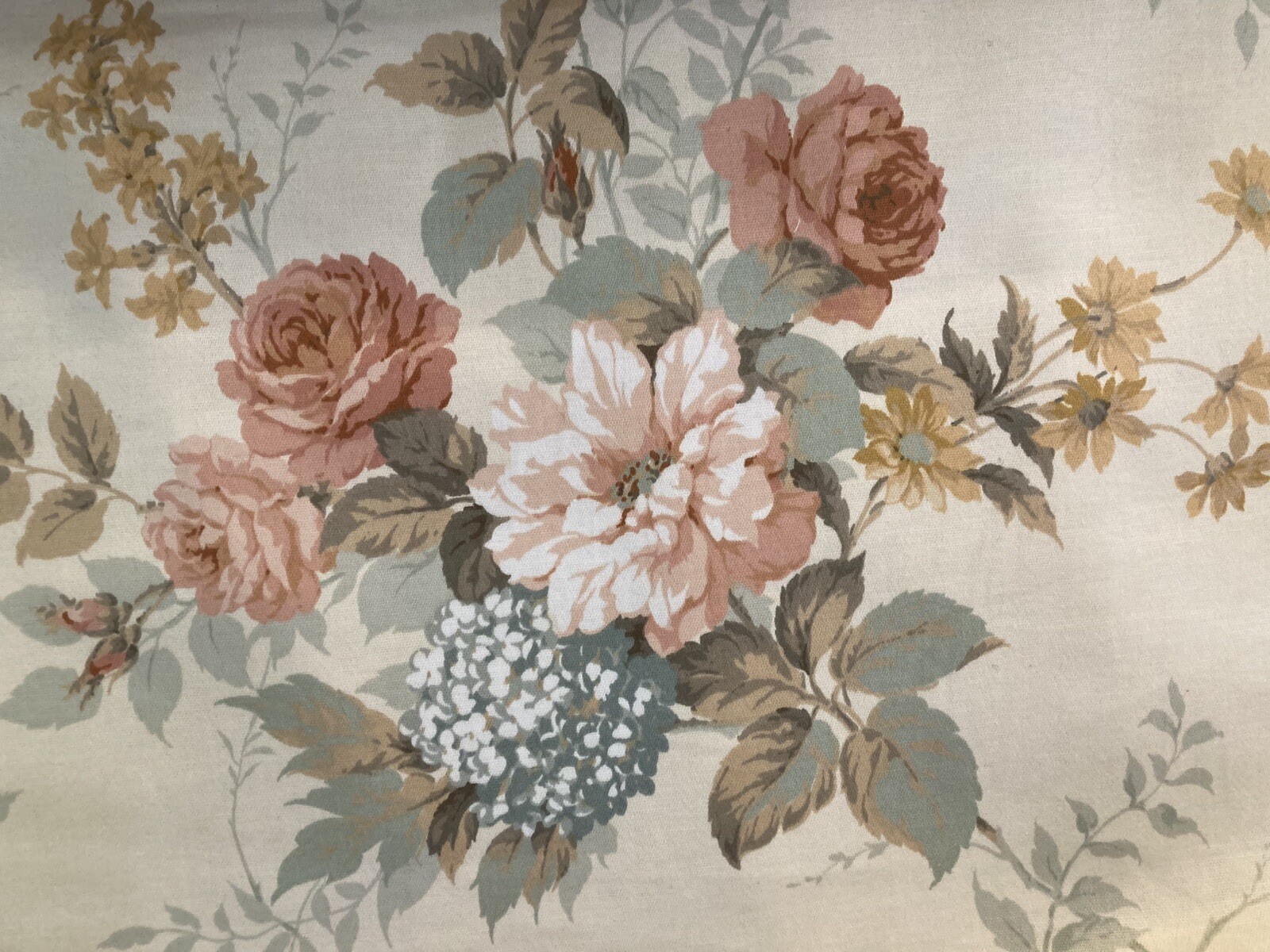 5Yard Vintage 1982 UK Design Arthur Sanderson 'Rosamund' Rose Fabric Linen Blend
