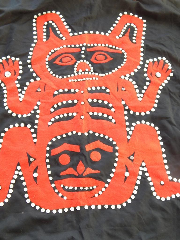 LARGE FULL ADULT SIZE VINTAGE HAIDA BUTTON BLANKET BEAR DSGN  MADE 4TRIBAL USE