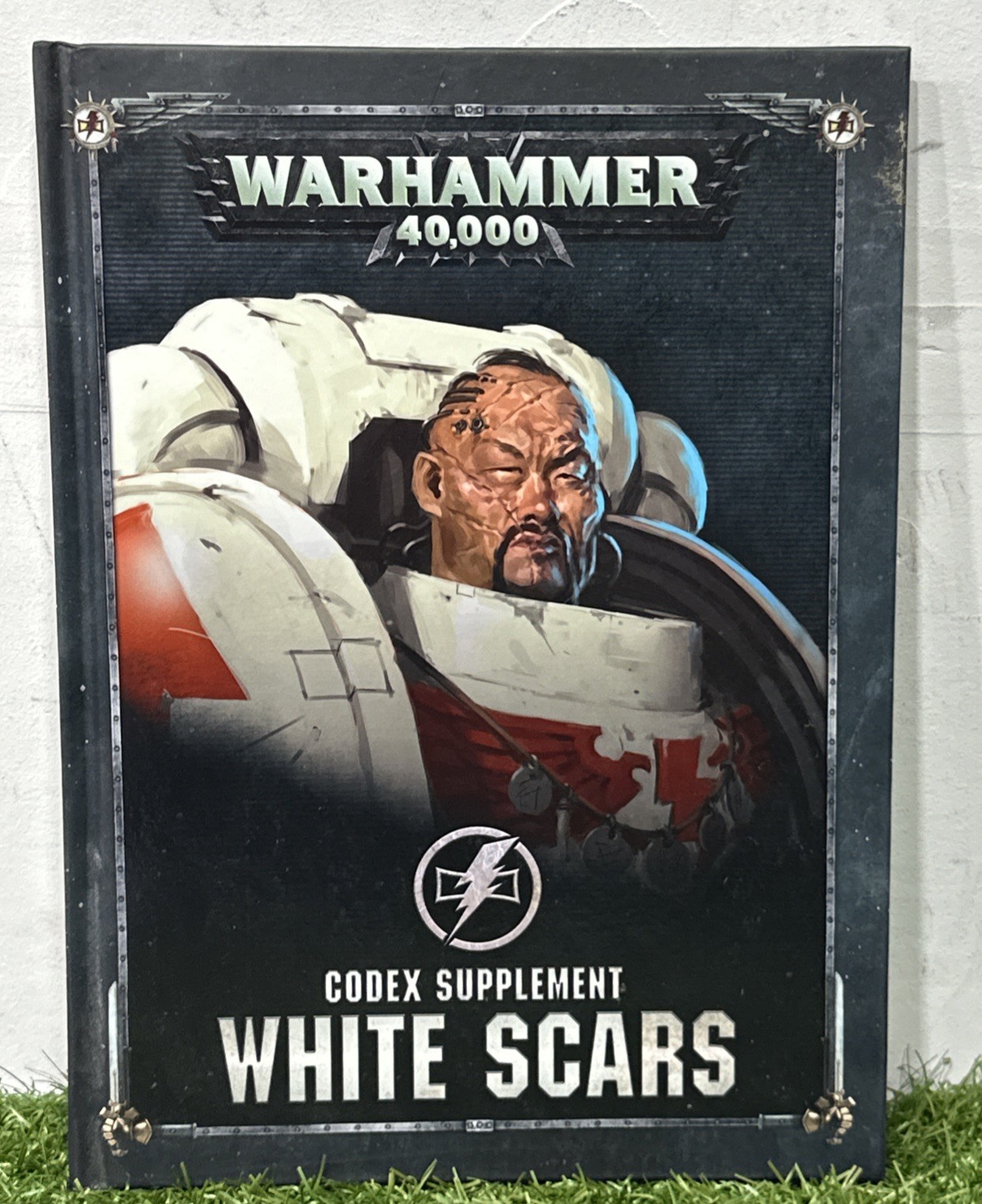 Warhammer 40,000 Codex Supplement White Scars Hardcover Games Workshop