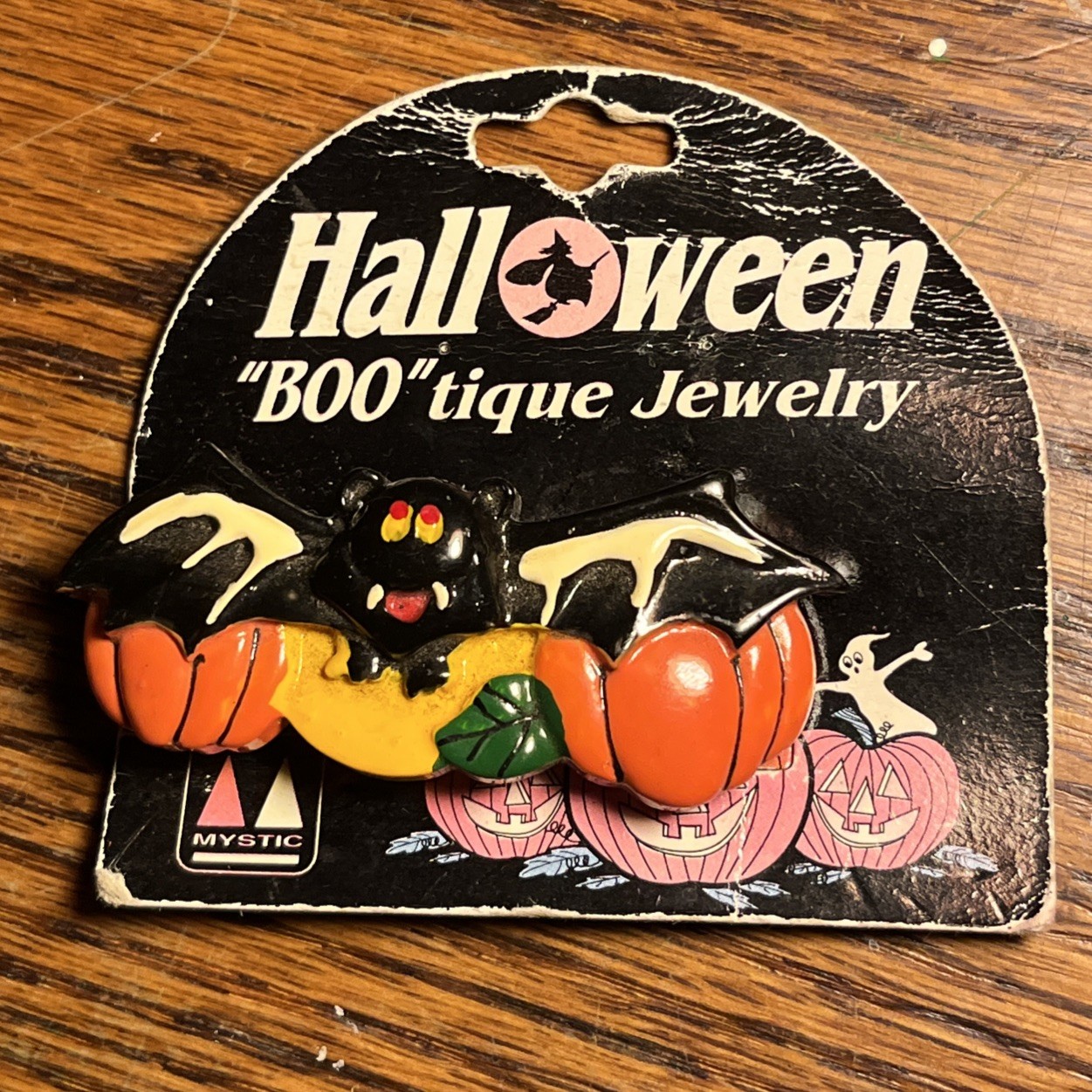 Vtg NOS Halloween Pin “Boo”tique Jewelry Vampire Bat & Pumpkin Patch 🎃