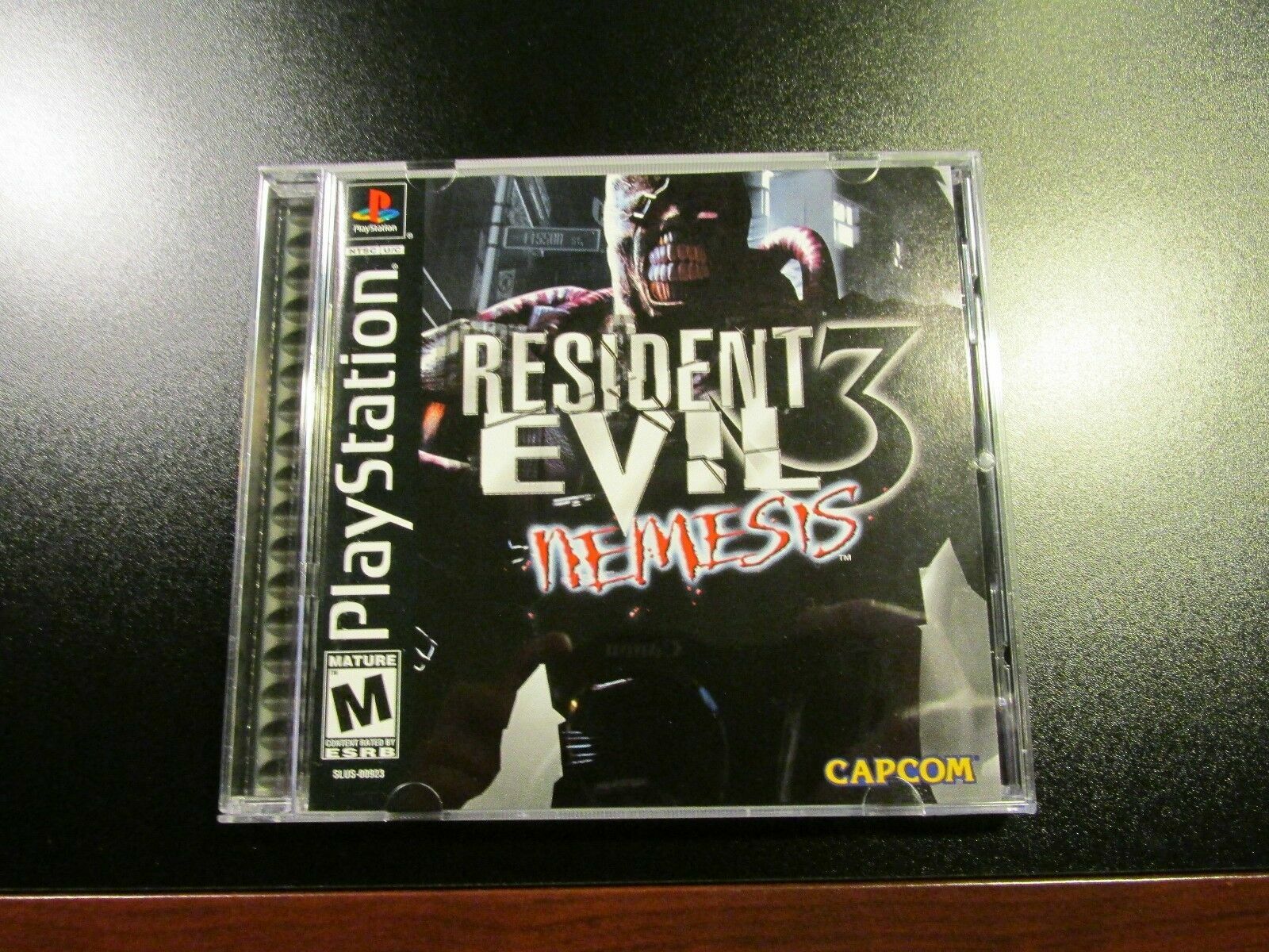 Resident Evil 3: Nemesis PLAYSTATION 1 1999 PS1 PRISTINE CONDITION COMPLETE MINT