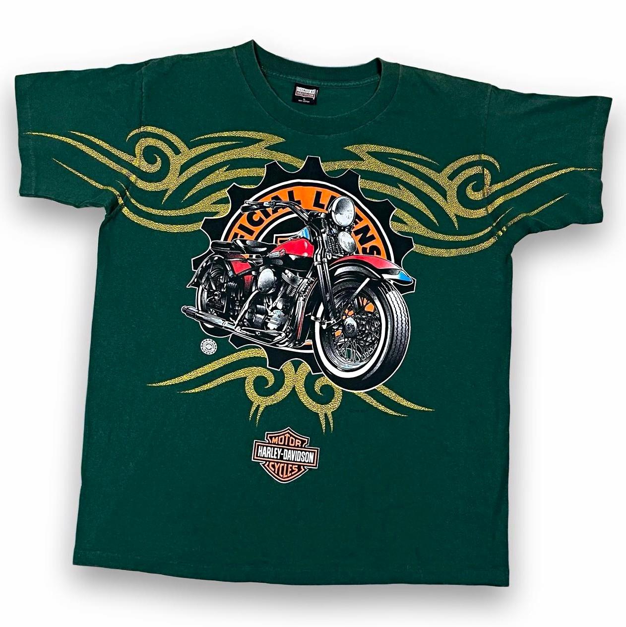Vintage 1998 Harley Davidson Motorcycle Tribal Graphic T Shirt USA Green Large