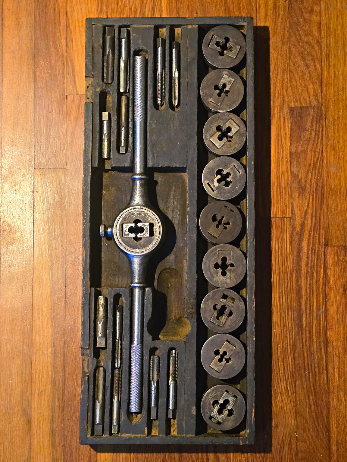 Antique Wells Bros Little Giant Tap Die Set Greenfield Machinist Tools USA