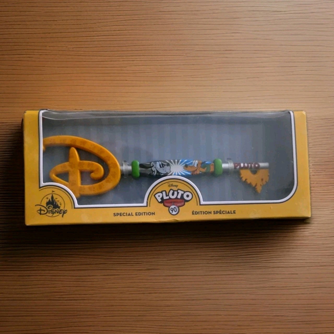 NIP Disney Store Pluto 90th Anniversary Special Edition Collectors Key SP 