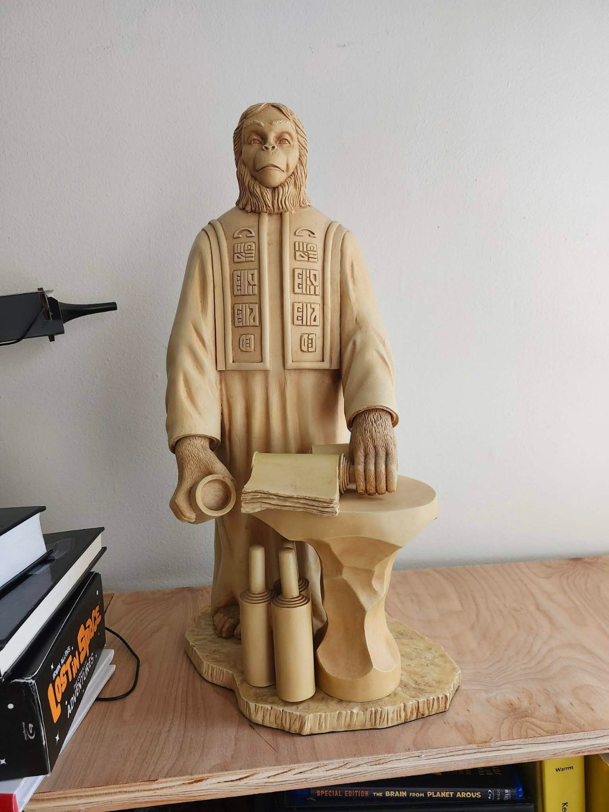 SideShow Planet Of The Apes The Law Giver Statue
