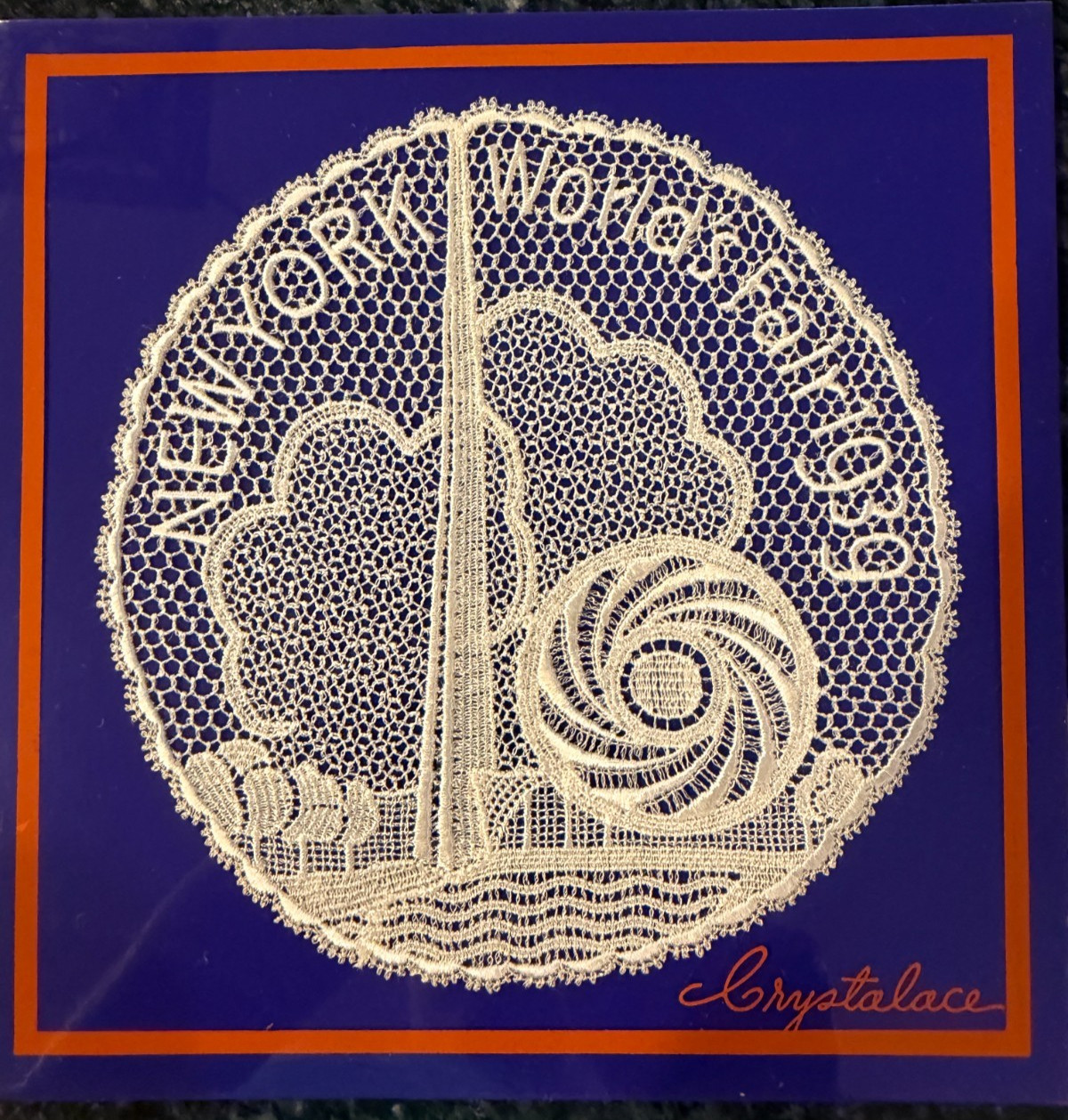 1939 New York World\'s Fair Souvenir Lace Doily Trylon and Perisphere NEW/SEALED