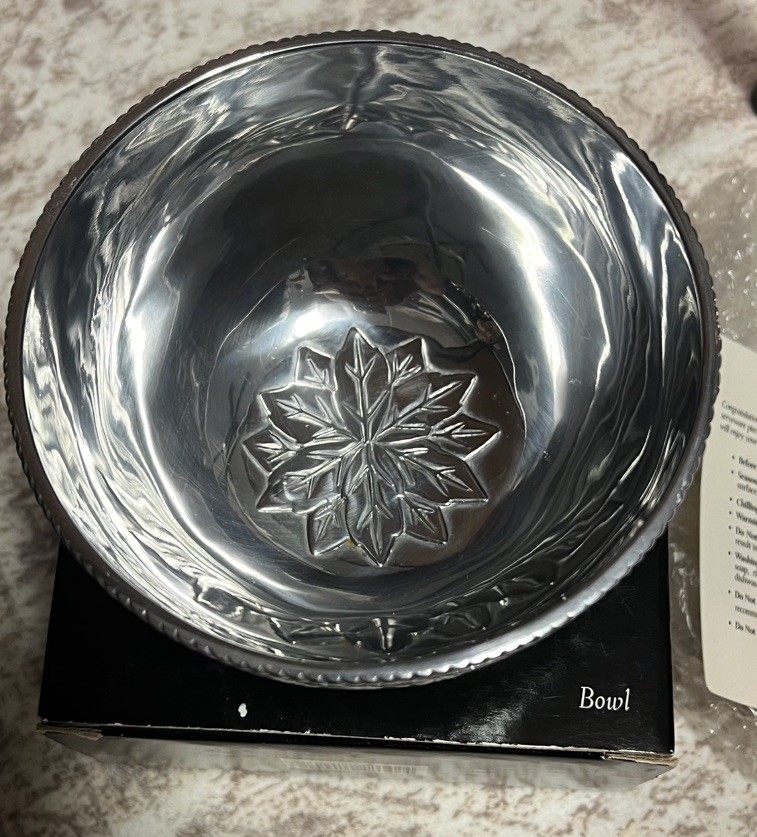 Fitz & Floyd Serveware Metal Leaf Pattern Serving Bowl, Candy Bowl BB26
