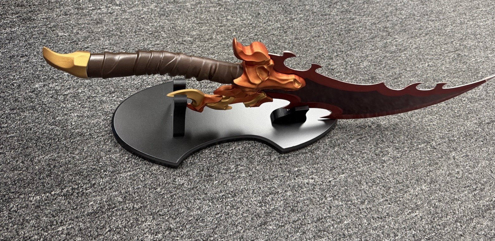 Solo Leveling Demon King Dragon  dagger /Wood Stand 1:1 Full Side Metal 25”
