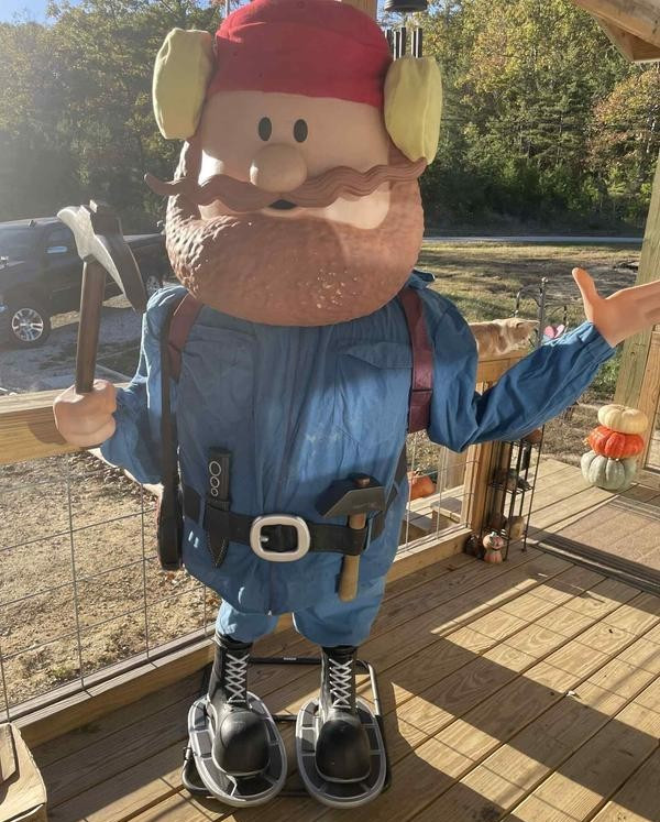 6FT YUKON CORNELIUS ANIMATRONIC YARD DECORATION RUDOLPH THE RED-NOSED REINDEER