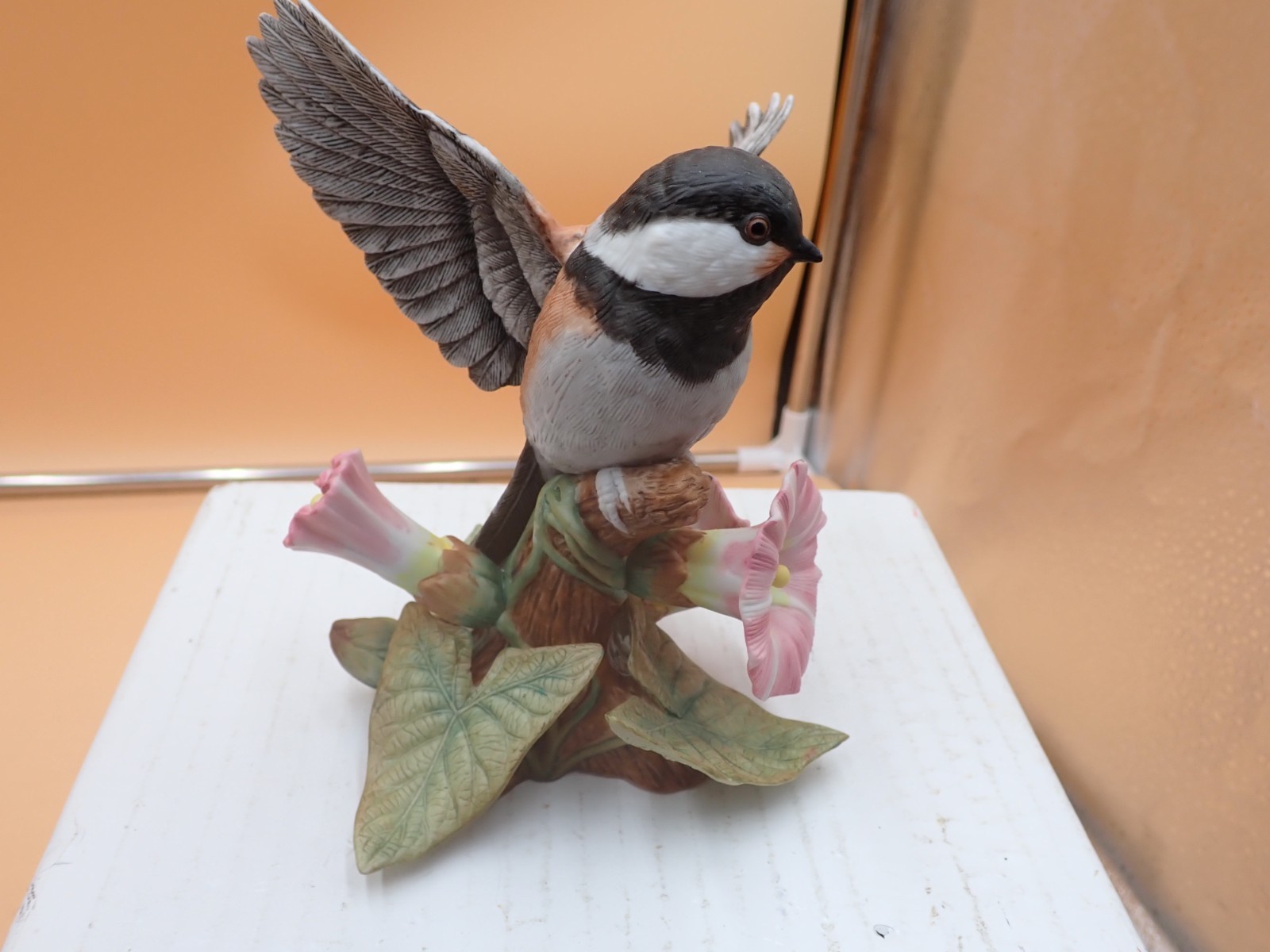 Lenox Chestnut Backed Chickadee Fine Porcelain 1998 Bird figure in Ex cond