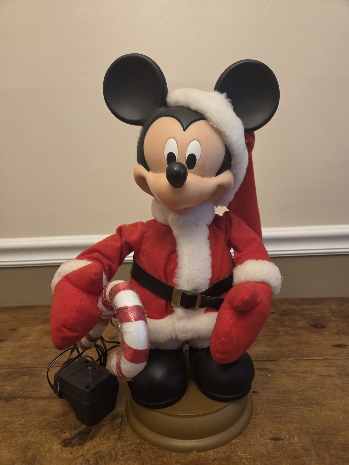 Vintage 1996 Mickey Unlimited Santa\'s Holiday Christmas Animation Mickey Mouse