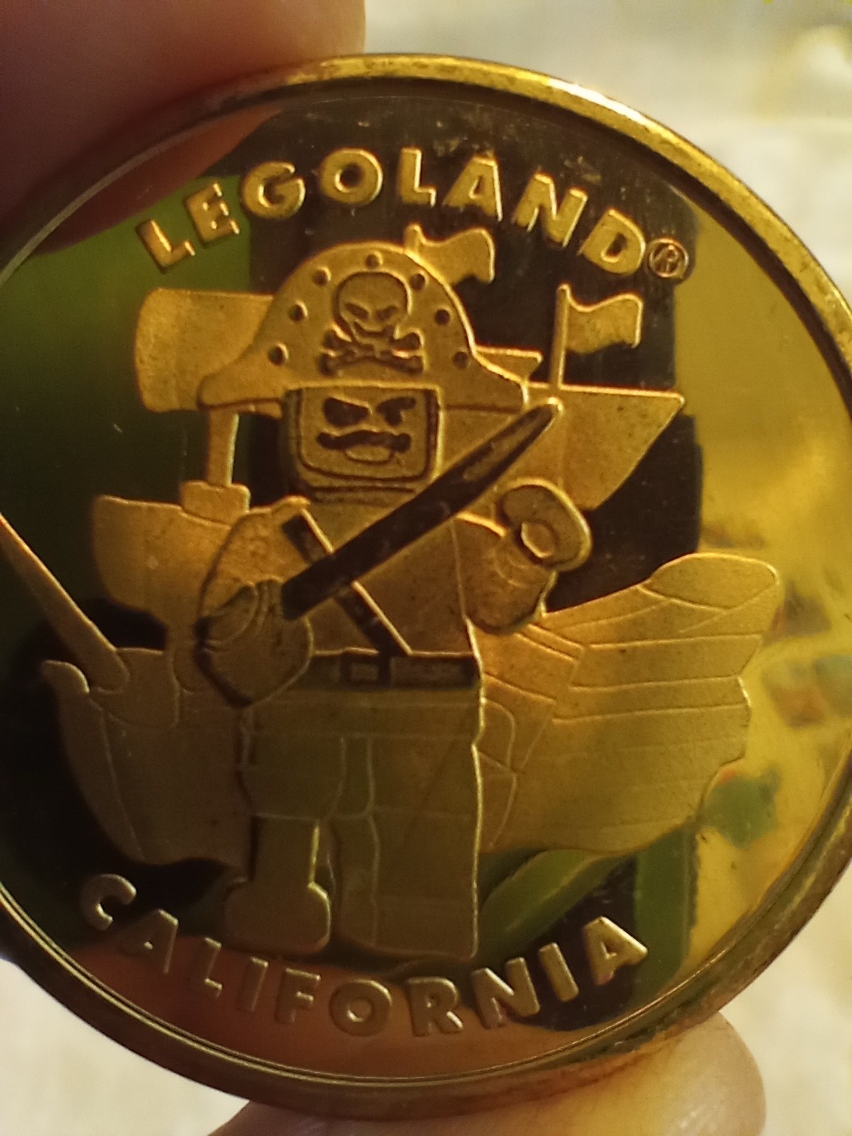 LEGOLAND California Commemorative Gold Coin - Knight Castle Theme Park Souvenir