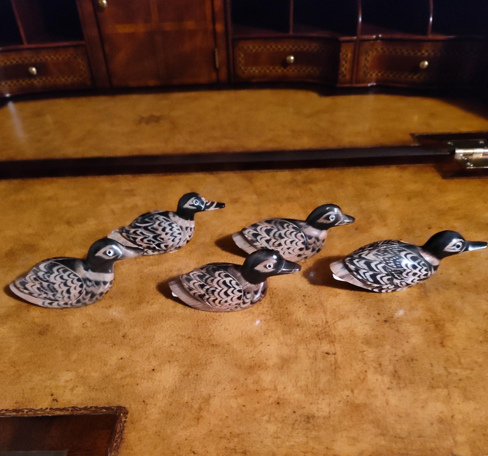 5 Small Hand Carved Loon Made From Water Buffalo Horn 4\