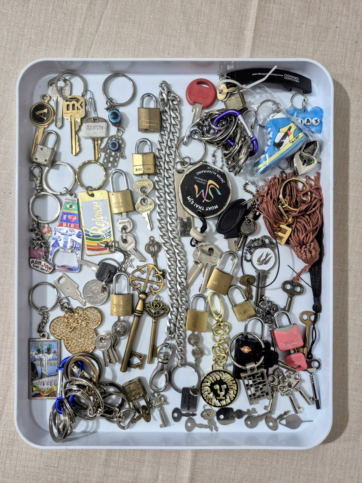 JUNK DRAWER LOT Keys Locks Keychains & OTHER 