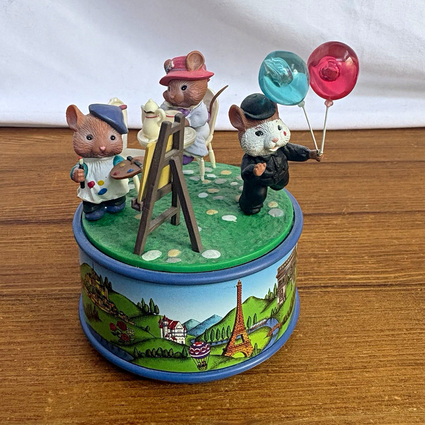 1994 Enesco \