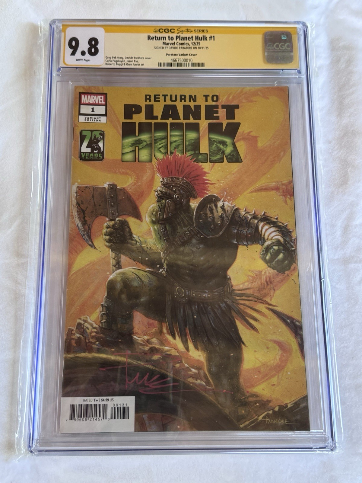 Return to Planet Hulk #1 comic book signed by David Paratore CGC 9.8 collectible