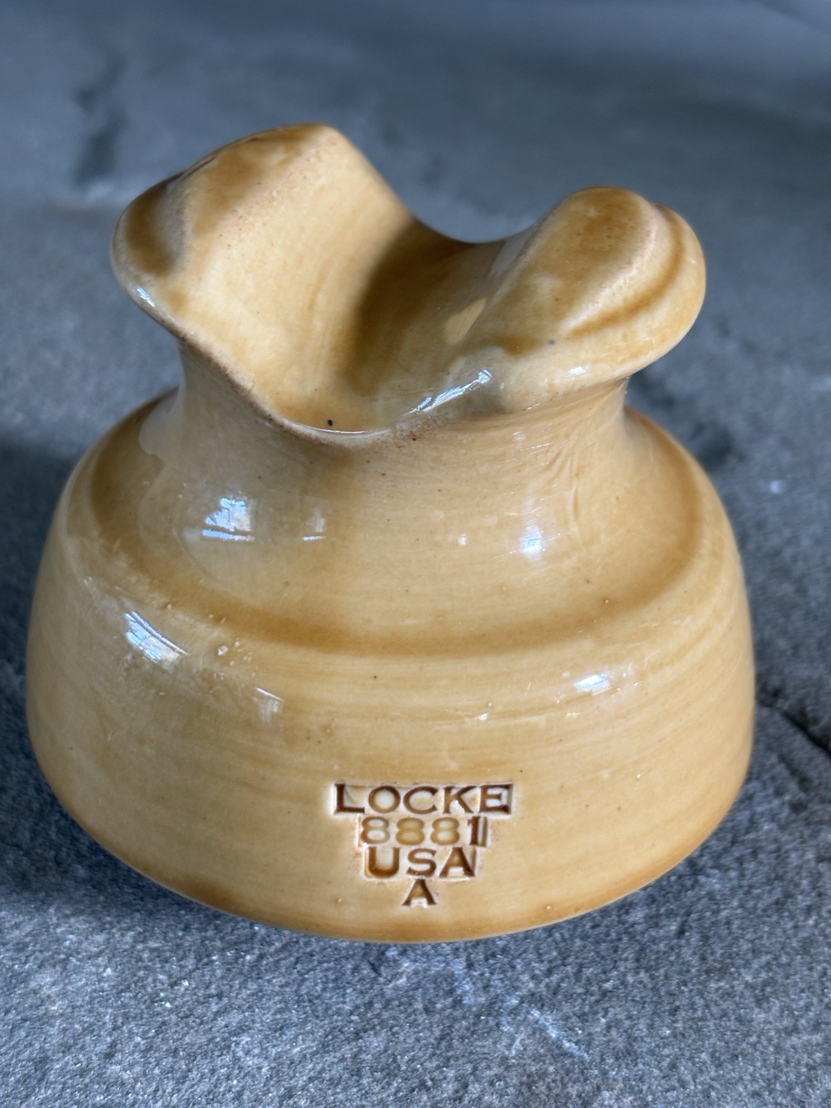 Vintage Yellow Porcelain Locke 8881 USA A Glazed Cable Insulator Mint Condition