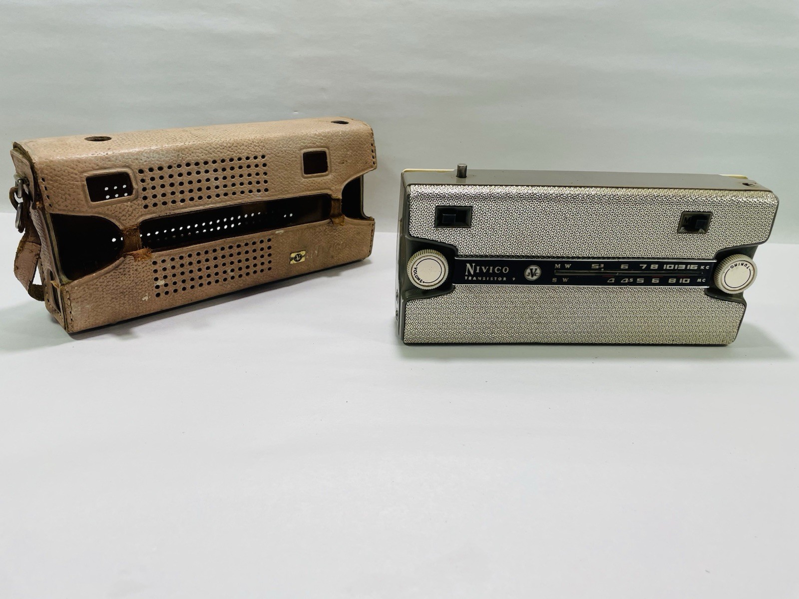 JVC NIVICO 2 BAND TRANSISTOR RADIO MODEL 9TA-3S  /  Partially Works FROM 50’s