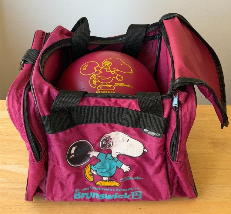 Vintage Brunswick Snoopy Peanuts Bowling Bag and Ball 1990s Magenta