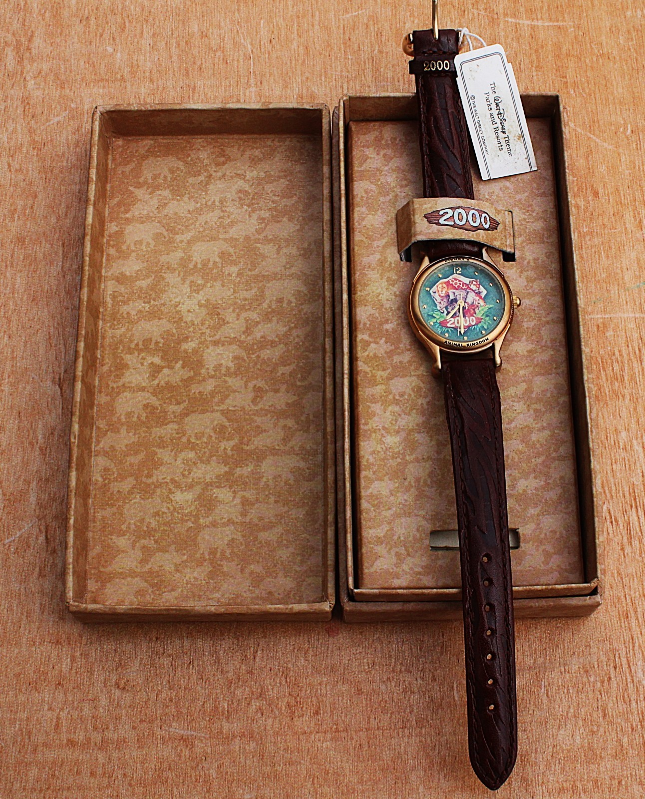 RARE DISNEY 2000 Millenium Animal Kingdom Ladies Watch in Original Box: NEW