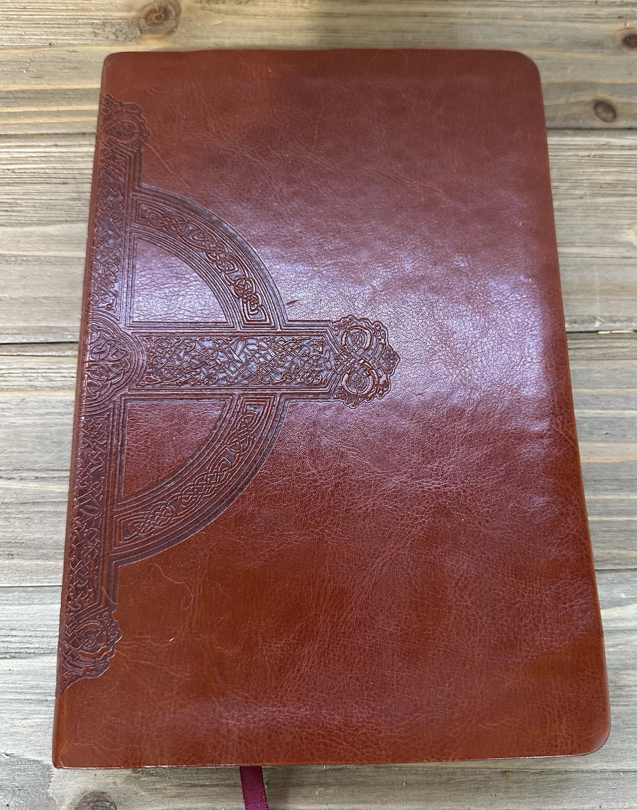 Tyndale Bible Slimline Large Print NLT 2012 OS Brown Good