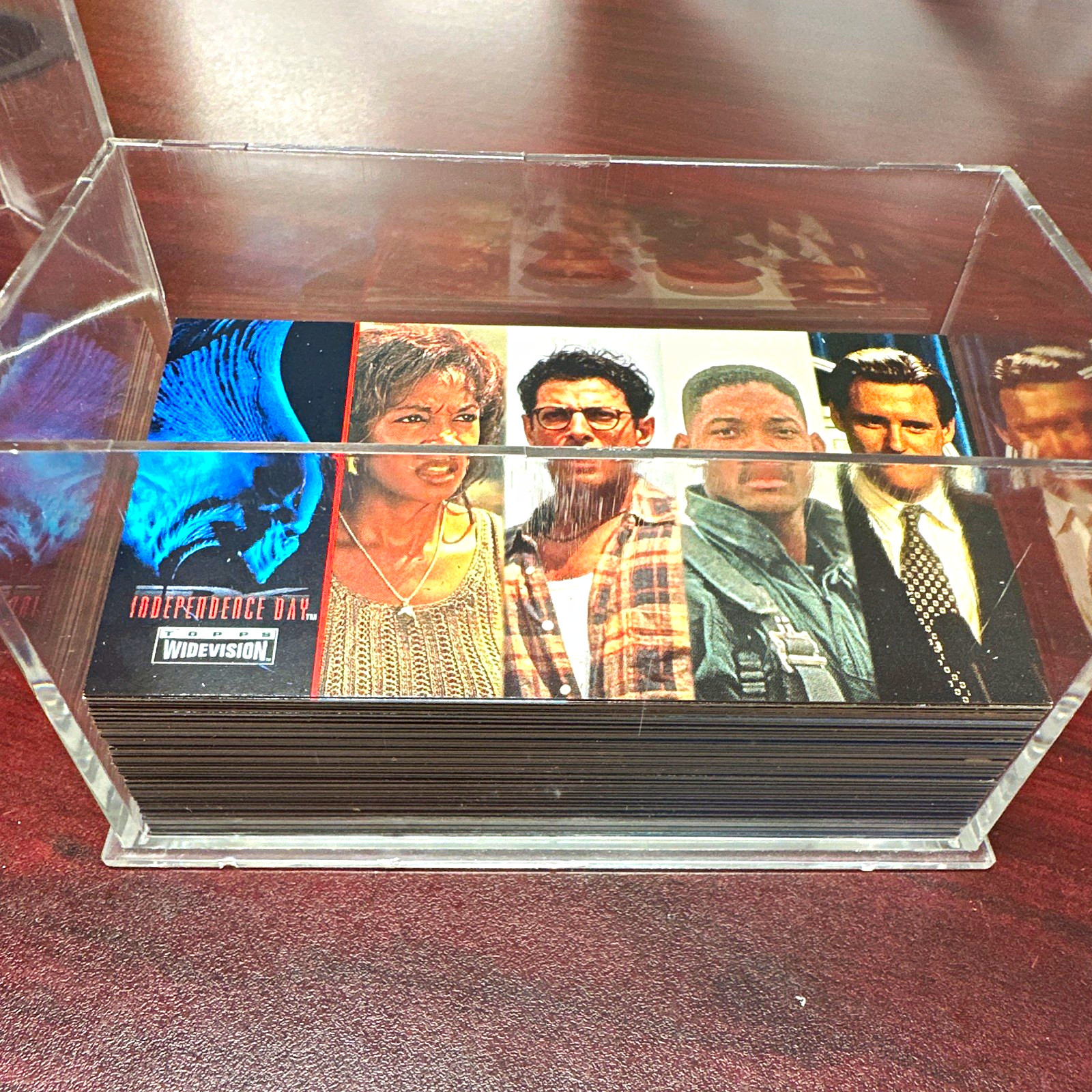 Topps Independence Day Widevision 1996 72-Card Base Set Will Smith Near Mint