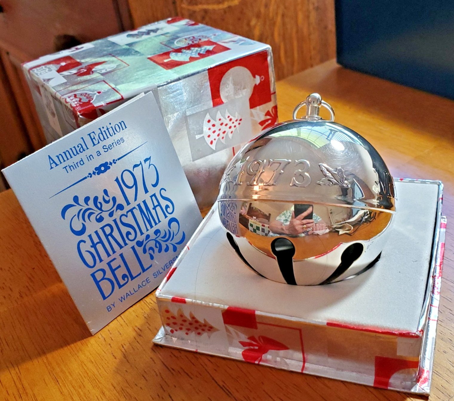 Wallace 3rd Annual Christmas Sleigh Bell 1973 Original Box and Card Silverplate