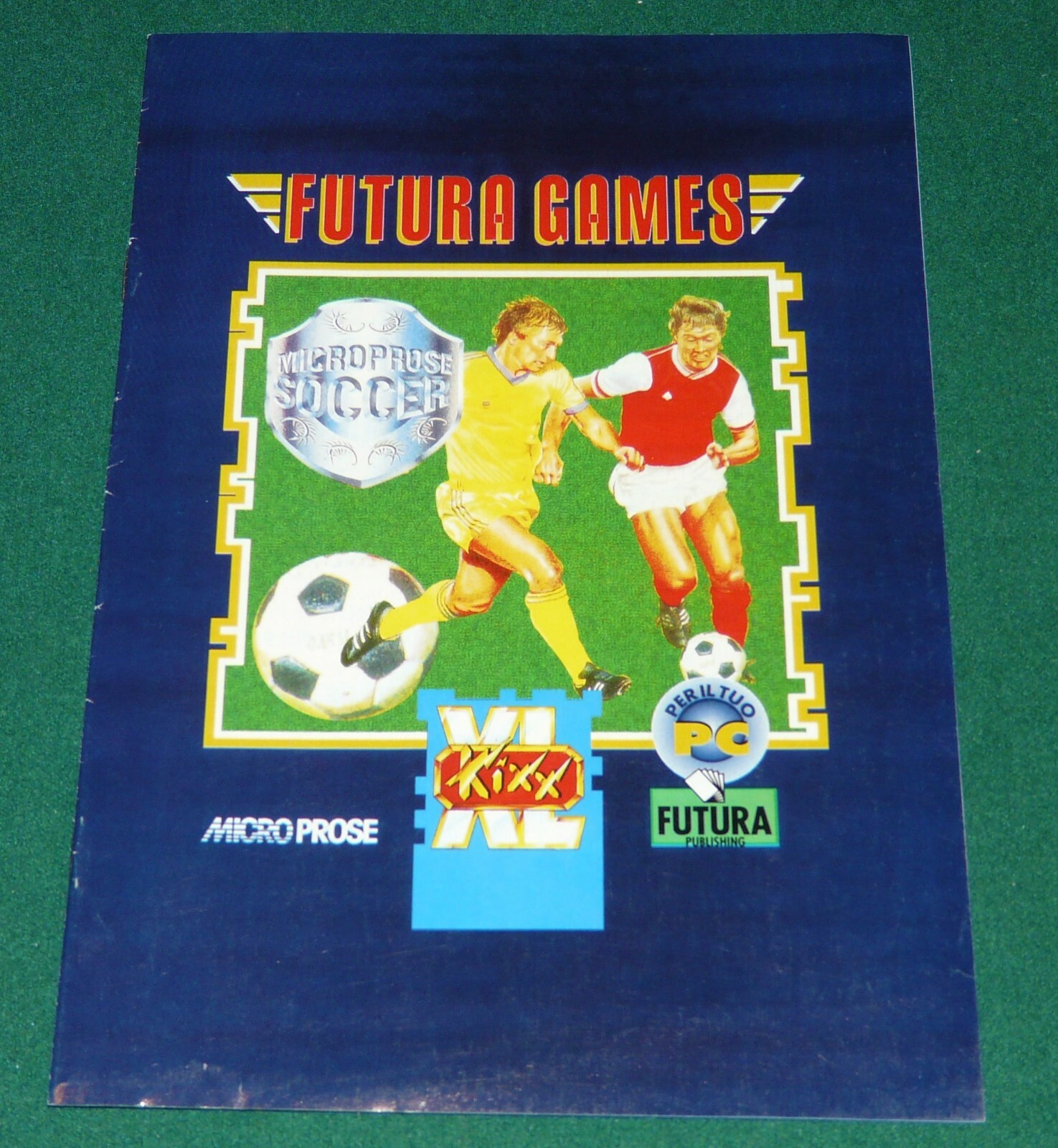 VINTAGE AMIGA BIG BOX SIMULMONDO FUTURA GAMES SEGA NINTEN PC VIDEO GAME MANUALS