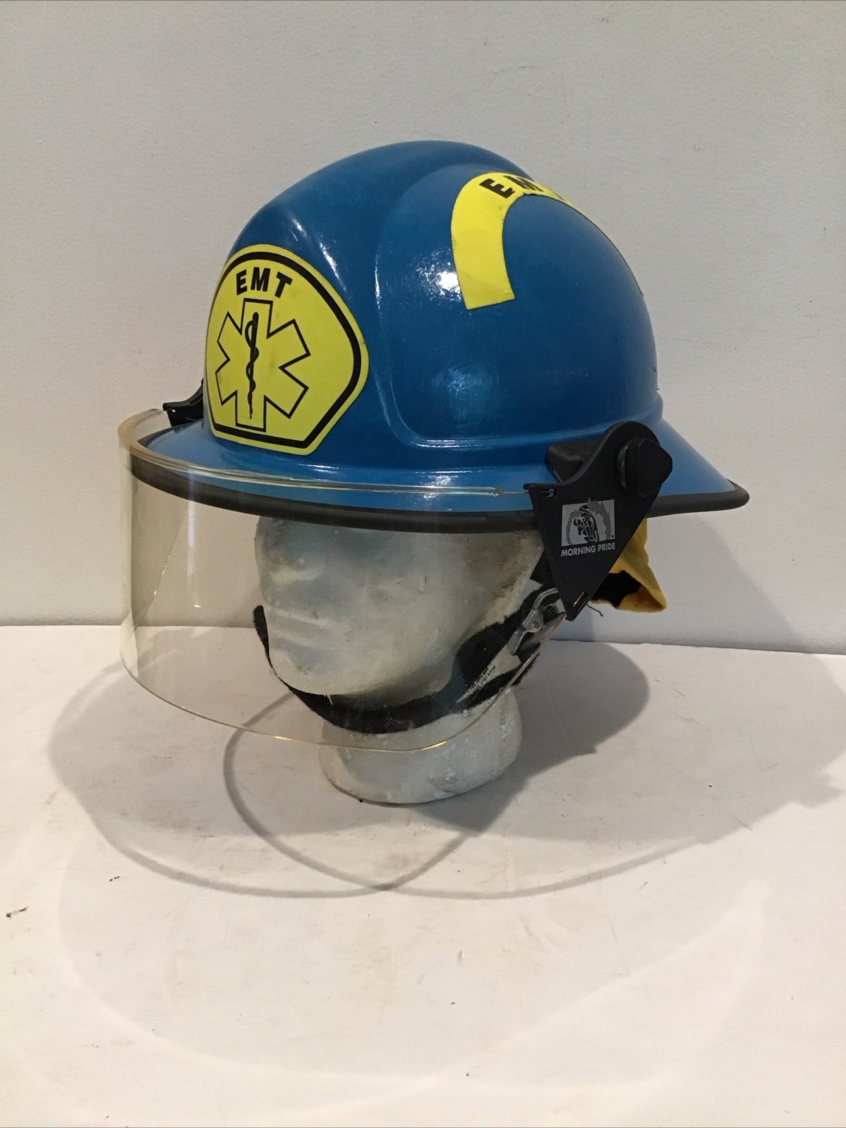 Morning Pride Blue Firefighting Helmet Model HDOLF00HU EMT 2005 sz 6-9.5