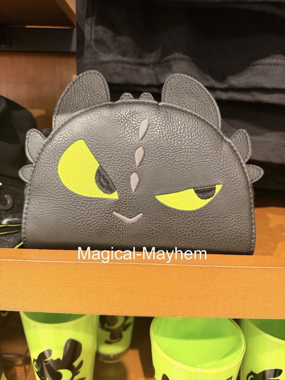 BNWT Epic Universe How To Train Your Dragon Toothless Crossbody Waist Bag