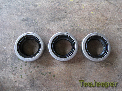 3 x new Oil seal transfer gear M151 A1 7996802