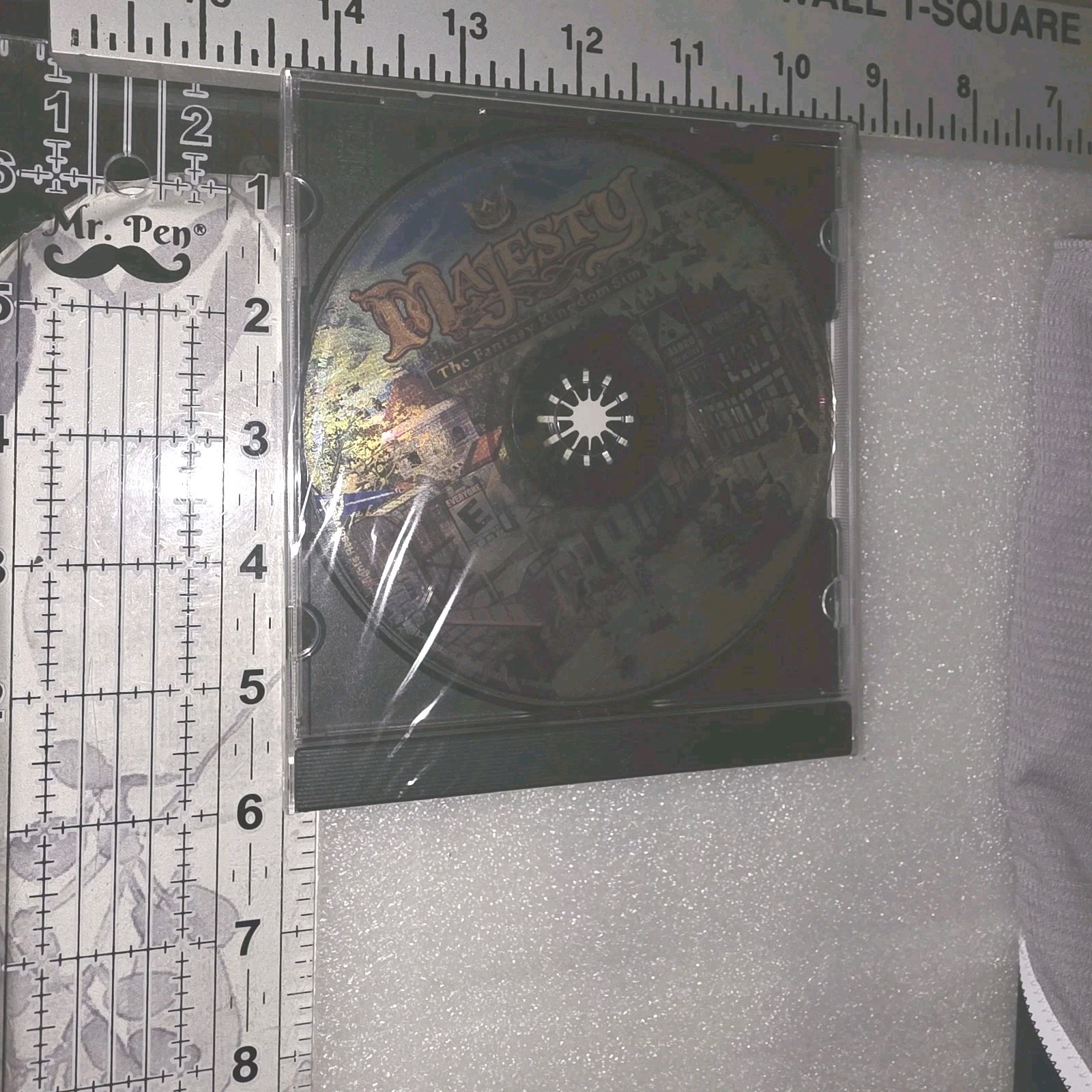 Majesty: The Fantasy Kingdom Sim (PC CD, 2000) DISK ONLY, SEALED