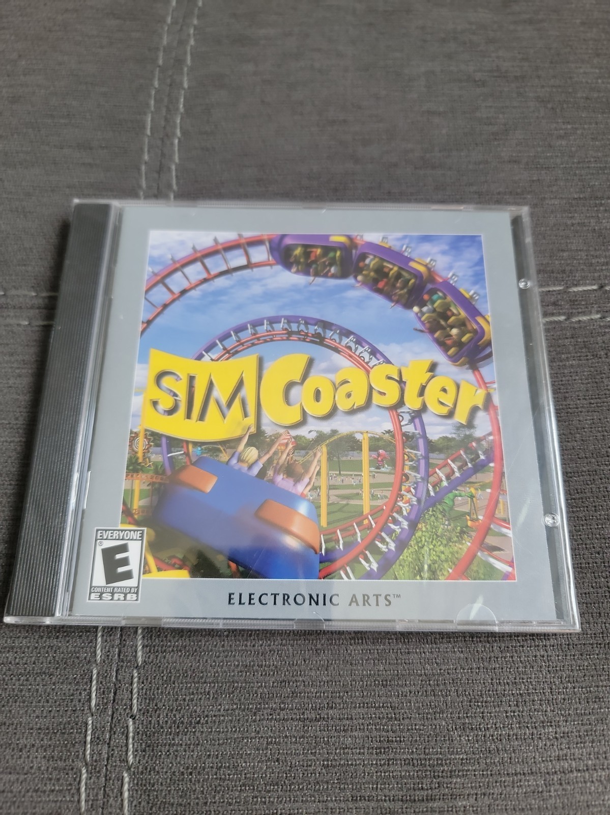 SIM COASTER. Electronic Arts. 2000,2002. New Sealed. See Pics