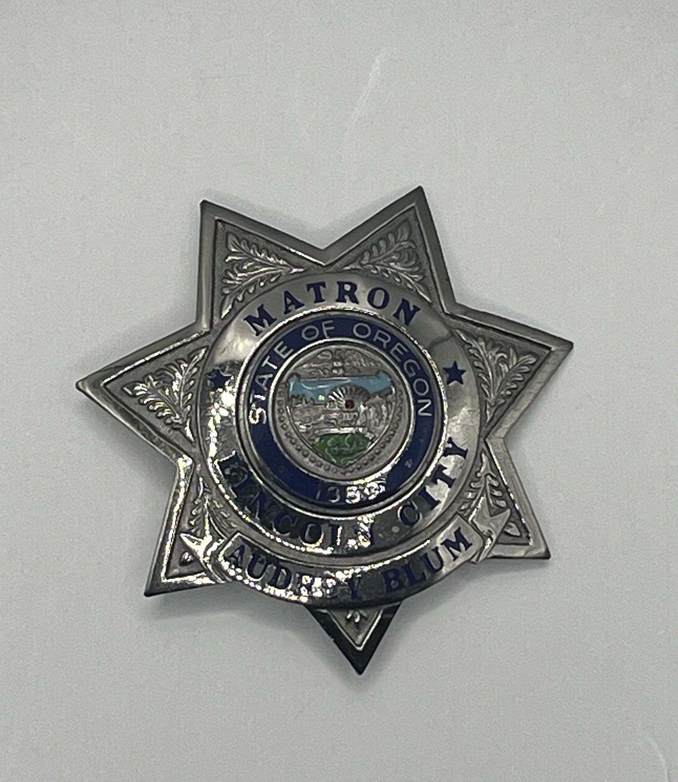 VTG Obsolete Lincoln City Oregon Police “Matron” Female Officer Badge Entenmann