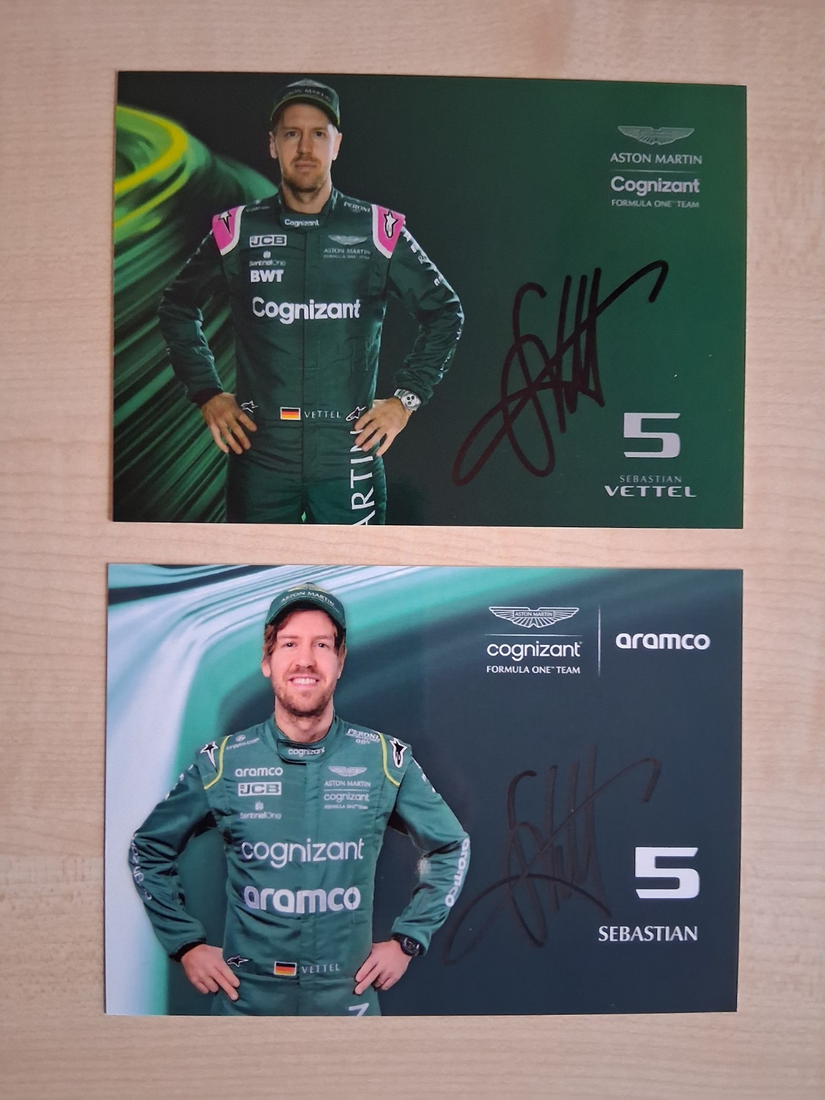Sebastian Vettel / 2 Autograph Cards Aston Martin F1 (2021-2022) ORIGINAL SIGNED