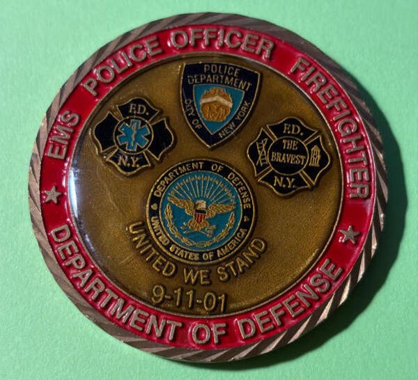 Department of Defense First Responders 911 Challenge Coin, EMS,Police,Fire