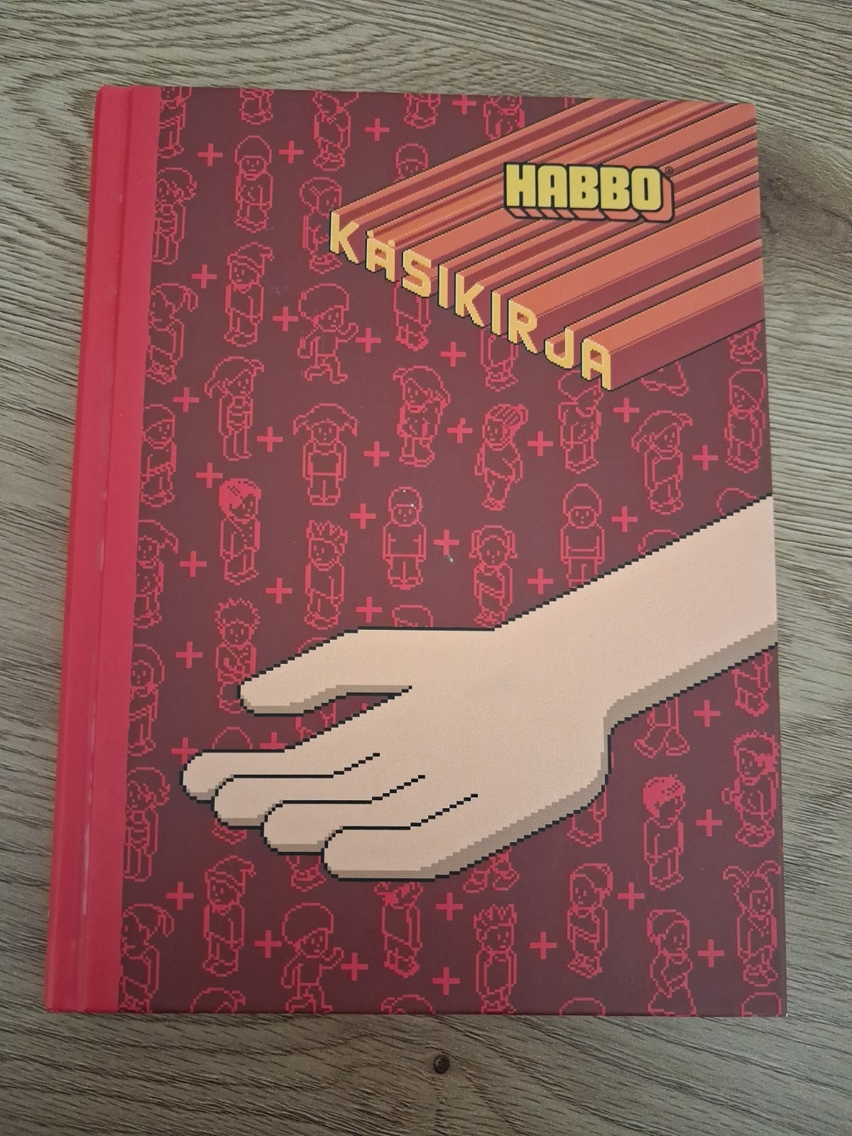 Habbo Hotel Handbook 2006 Sulake Official Book Rare Retro Game Merch Finland .