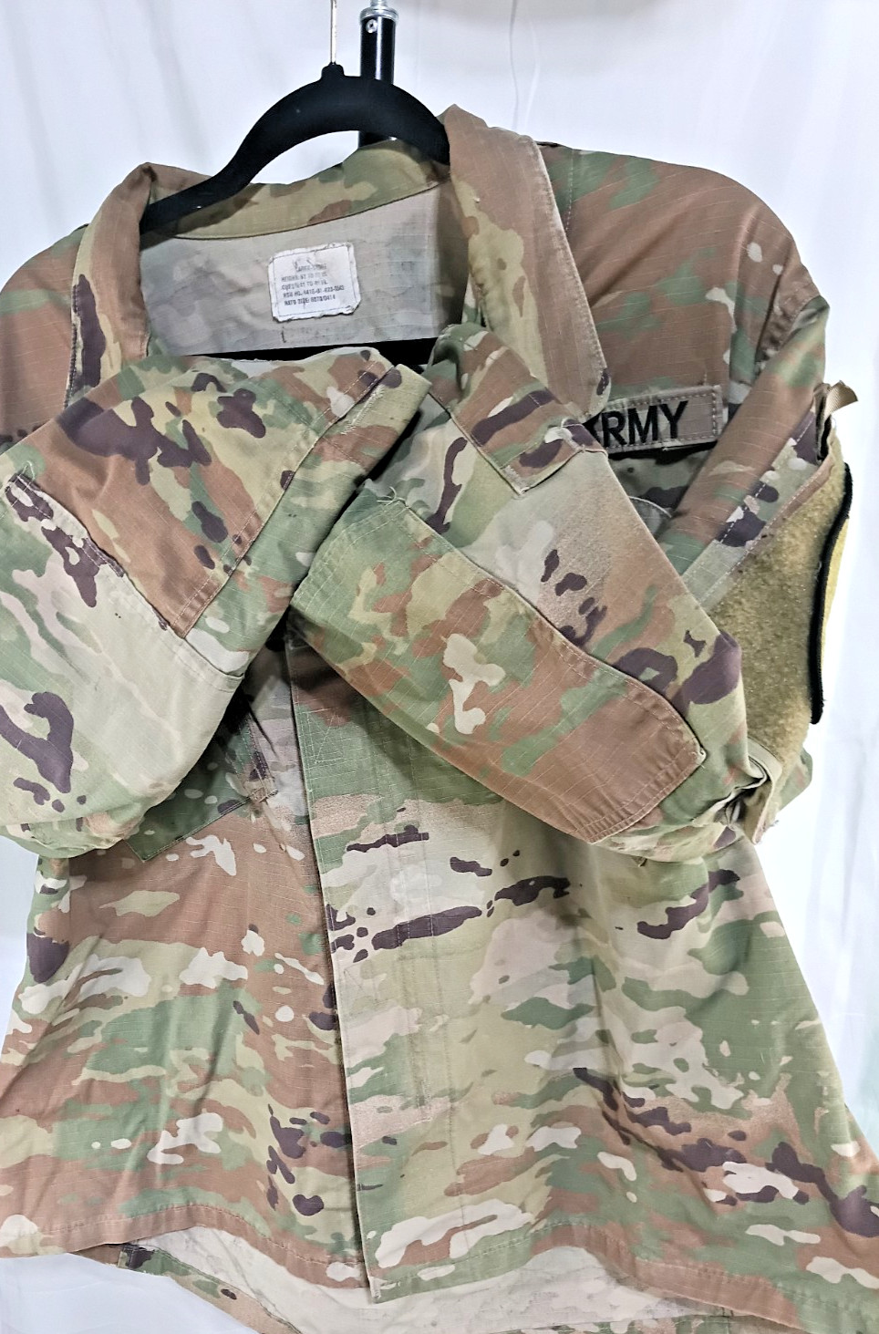 Official US Army Uniform with official patches