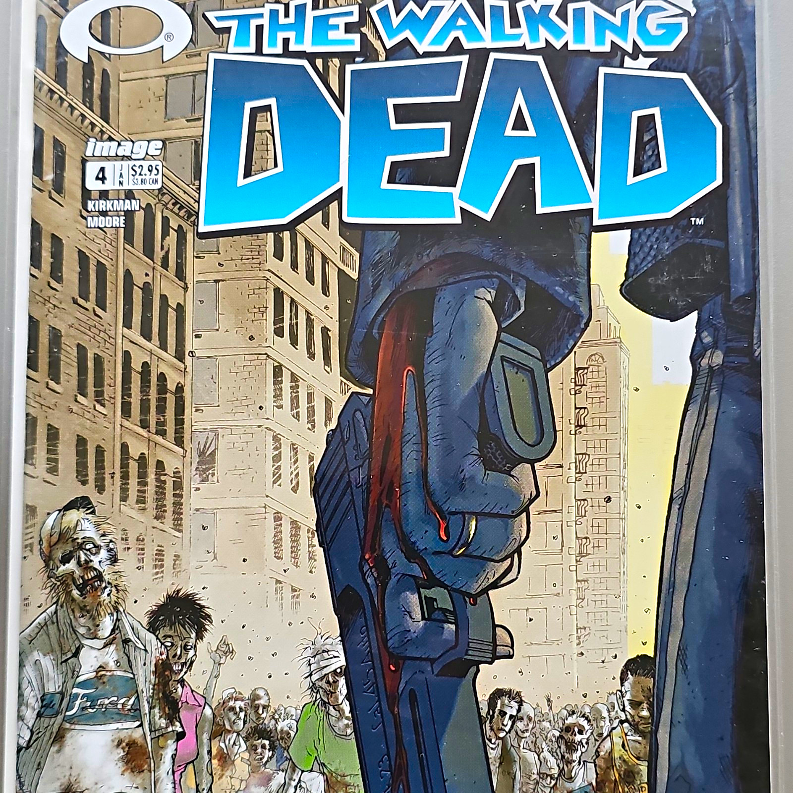 Image Comics The Walking Dead #4 Single Issue Comic Book Kirkman & Moore
