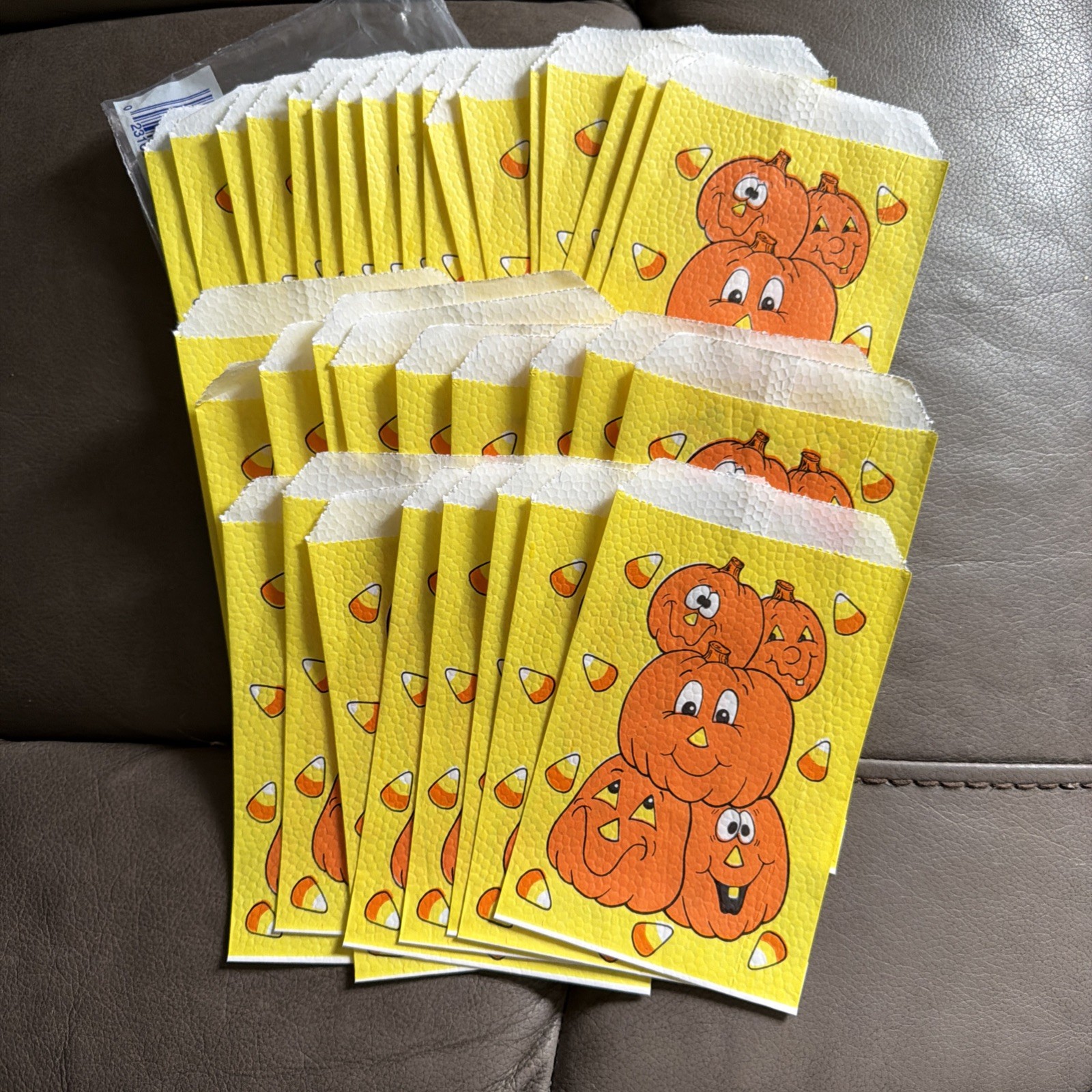 Vintage 1995 Fun World Halloween 35 Pack Trick or Treat Candy Bags NEW Unused 