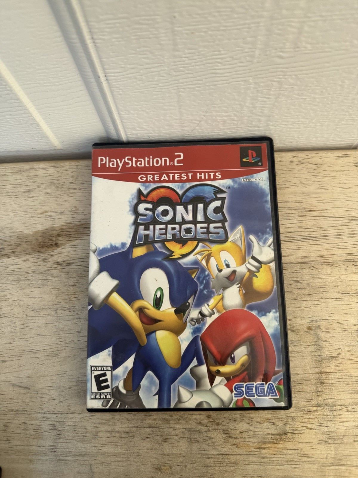 Sonic Heroes (Sony PlayStation 2 PS2, 2004) CIB Complete in Box w Manual
