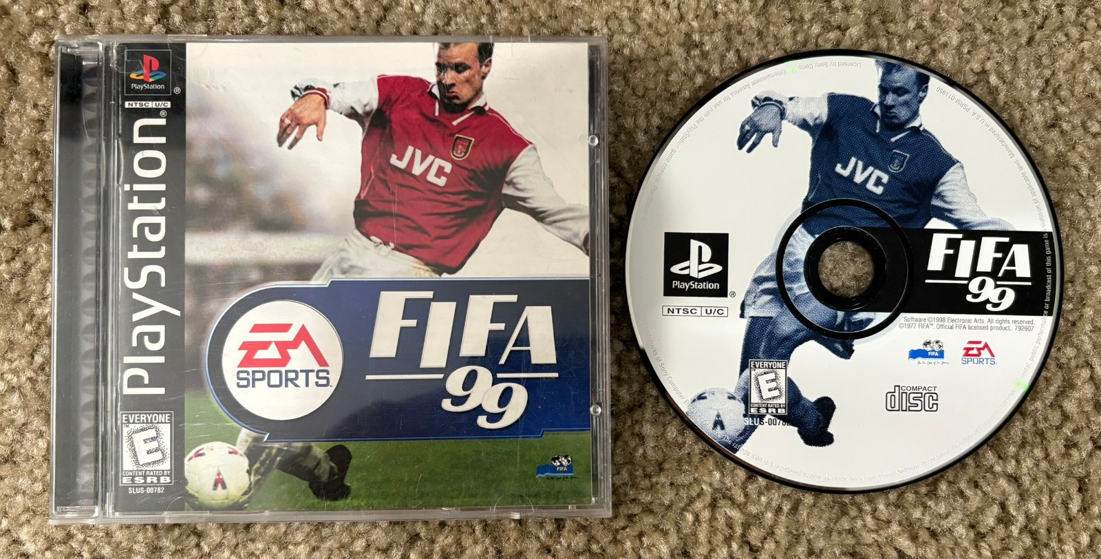 FIFA 99 (Sony PlayStation 1, PS1, 1998) Complete CIB w/ Manual Tested Works