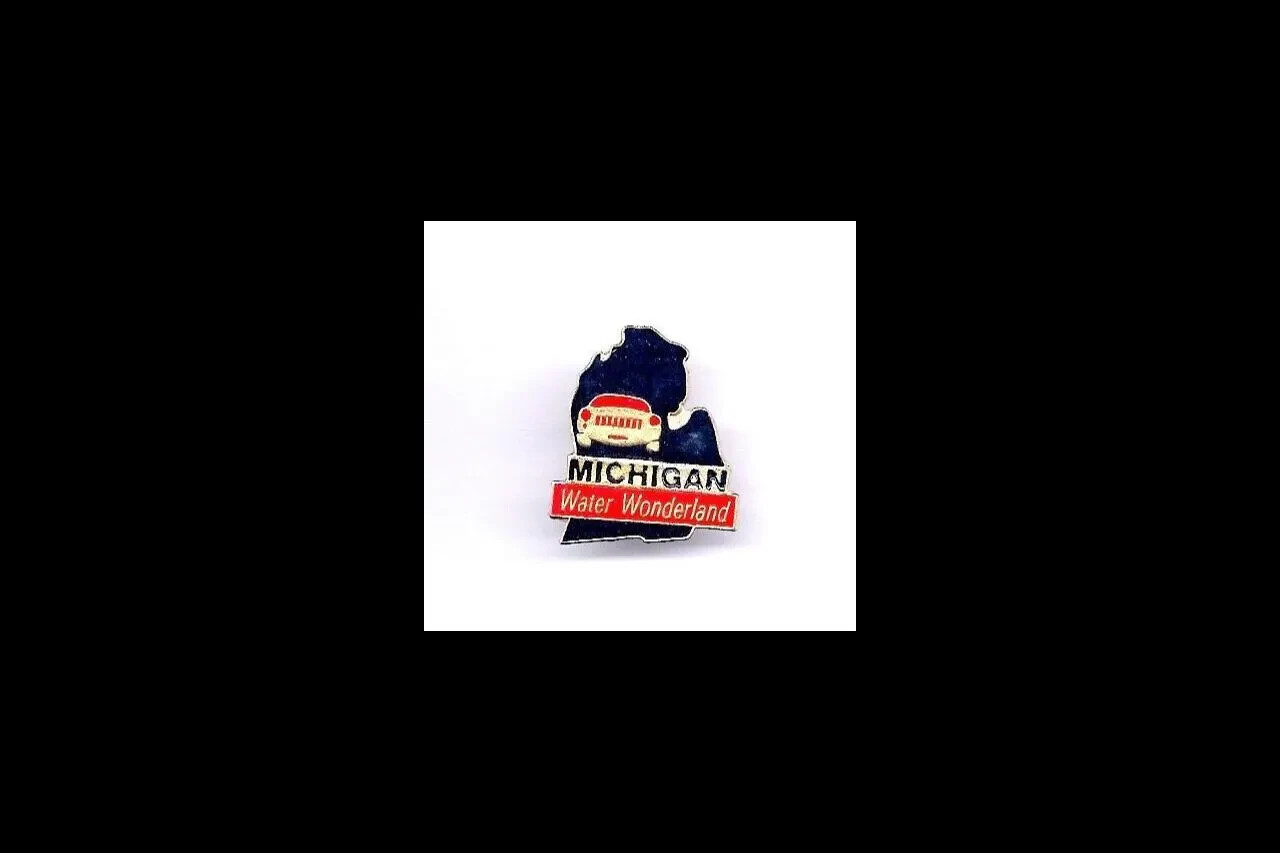 Vintage Michigan Water Wonderland State Hat/Lapel Pin