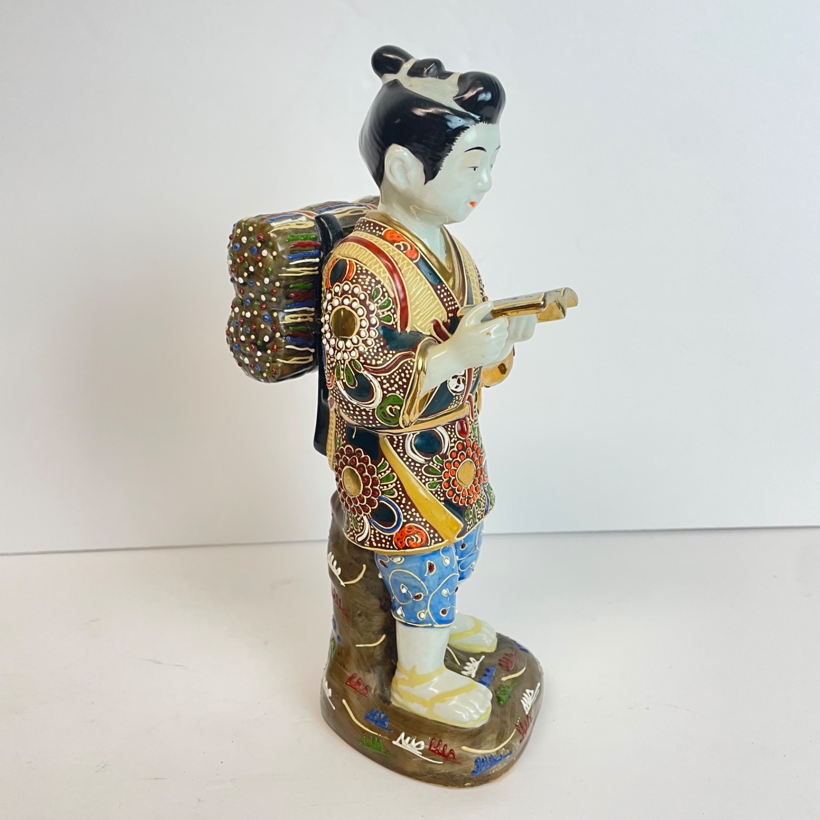 JAPANESE KUTANI (Nine Valleys) SATSUMA GILDED PORCELAIN MAN FIGURINE  10”