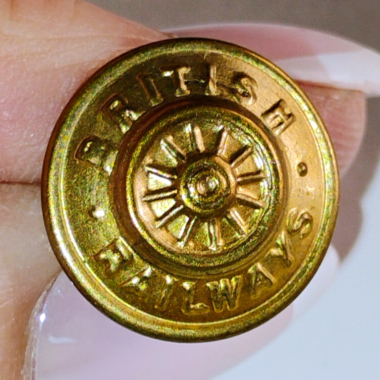 Authentic Vintage British Railways (BR) Uniform Button Pin T.R.A.I.N. Wheel